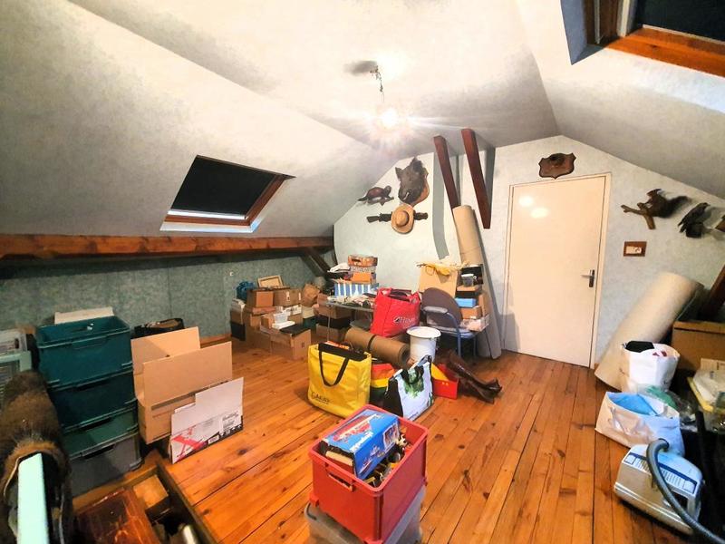 Maison - 230 m² - 11 pièces