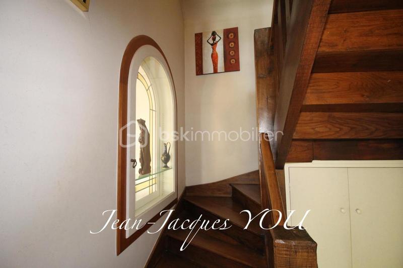 Maison de village - 230 m² - 9 pièces