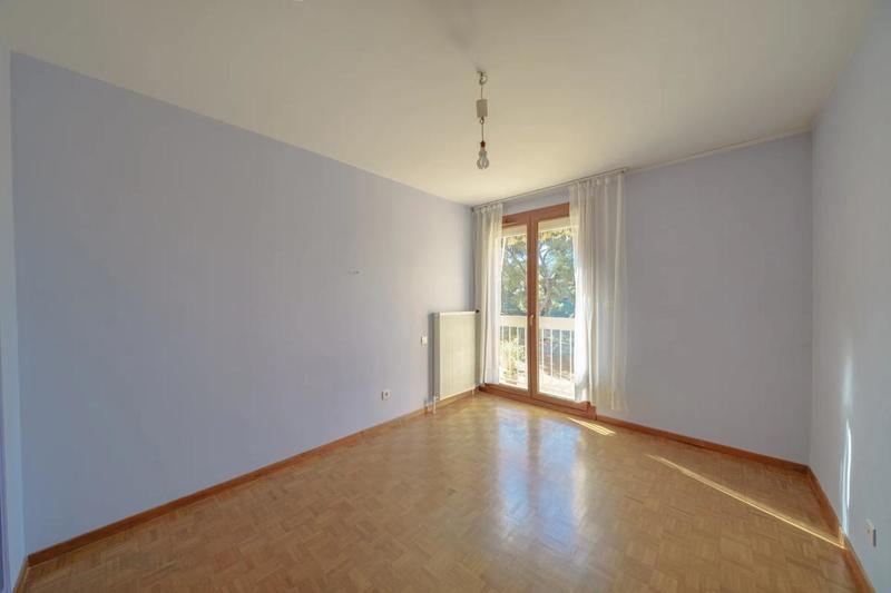 Appartement - 89 m² - 4 pièces