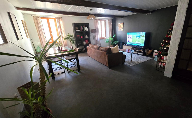 Maison de village - 140 m² - 6 pièces