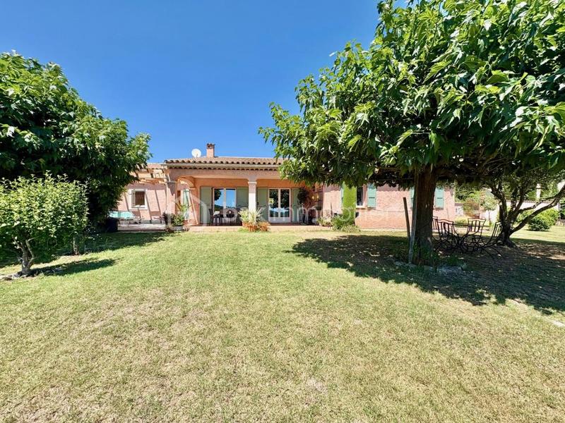 Maison traditionnelle - 120 m² - 4 pièces