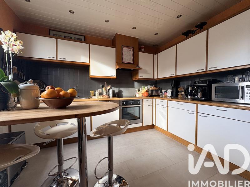 Maison - 80 m² - 5 pièces