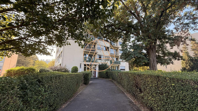 Appartement - 75 m² - 4 pièces