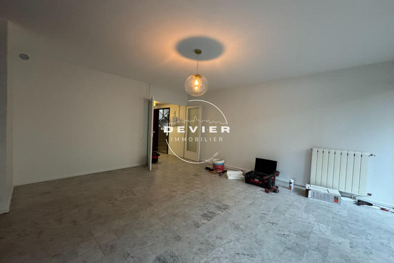 Appartement - 98 m² - 4 pièces