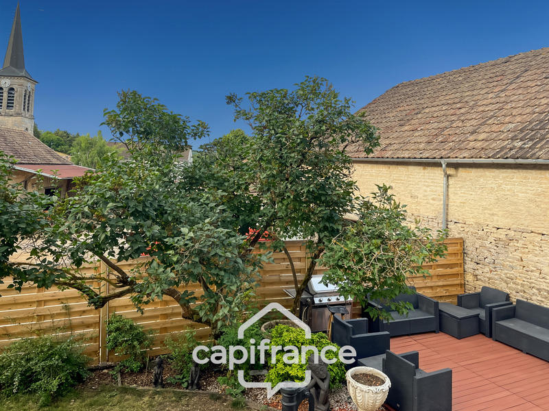 Château - 200 m² - 6 pièces