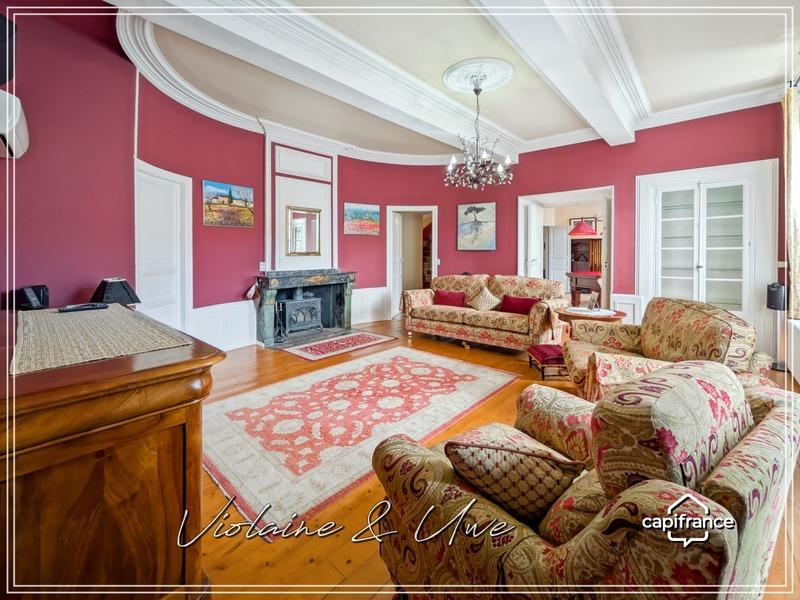 Maison bourgeoise - 433 m² - 12 pièces