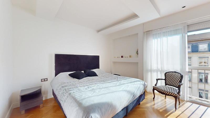 Appartement - 130 m² - 5 pièces