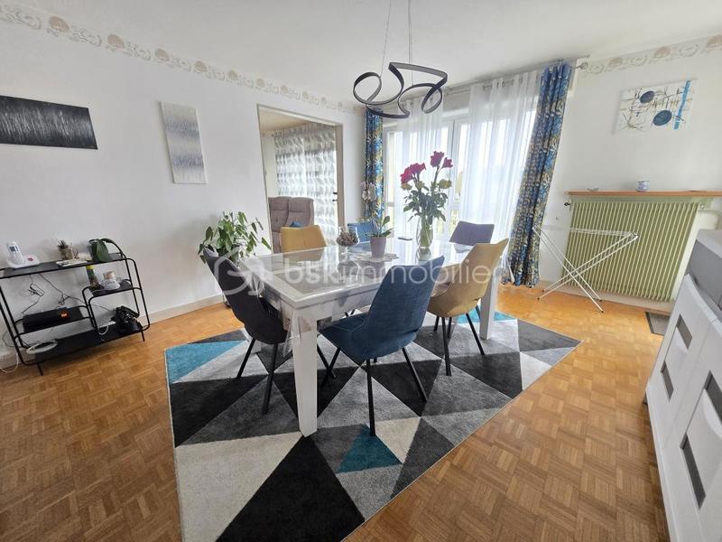 Appartement - 79 m² - 4 pièces