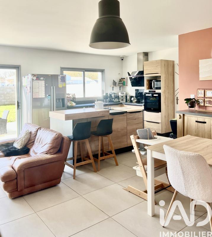 Maison - 102 m² - 5 pièces