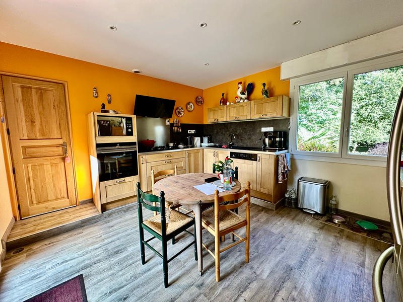 Maison contemporaine - 157 m² - 6 pièces