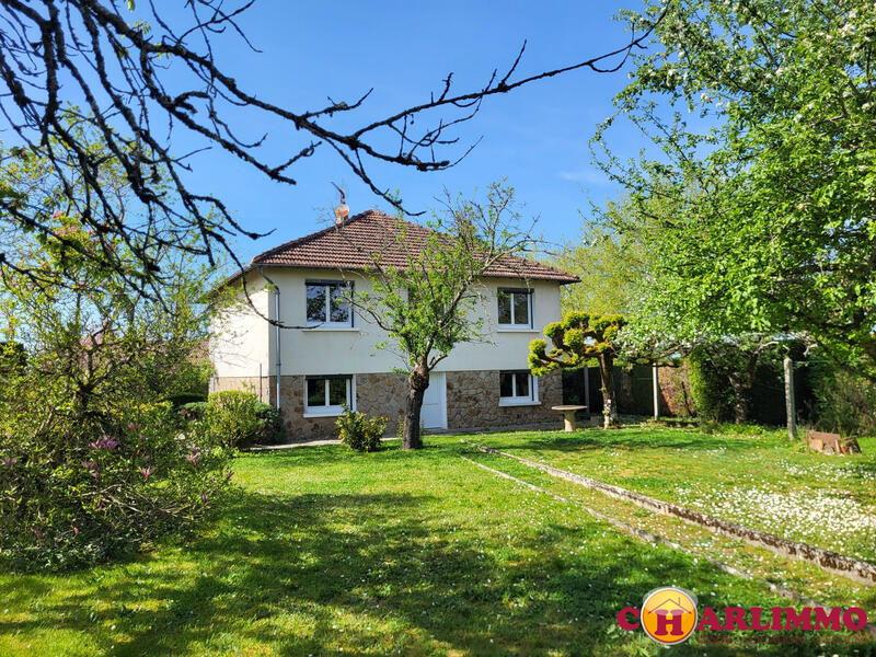 Maison traditionnelle - 124 m² - 6 pièces