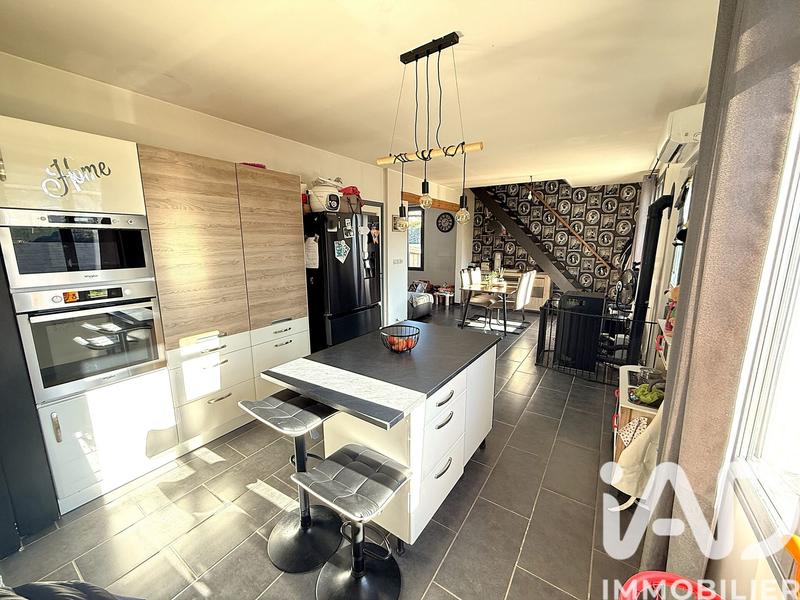 Maison - 97 m² - 5 pièces