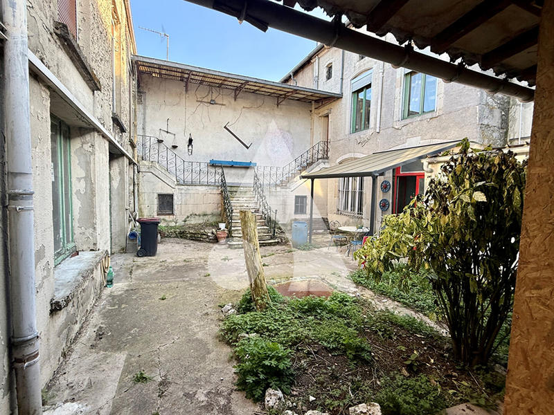 Immeuble - 365 m² - 9 pièces