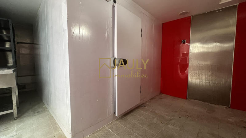 Local commercial - 197 m²