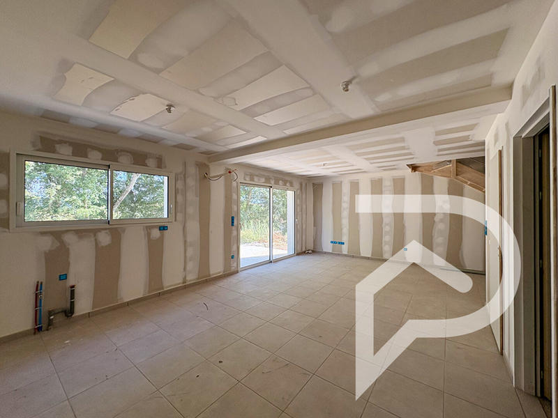 Maison - 87 m² - 4 pièces