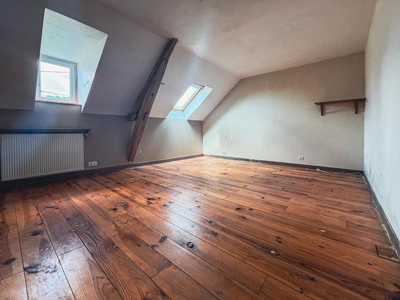 Maison - 300 m² - 13 pièces