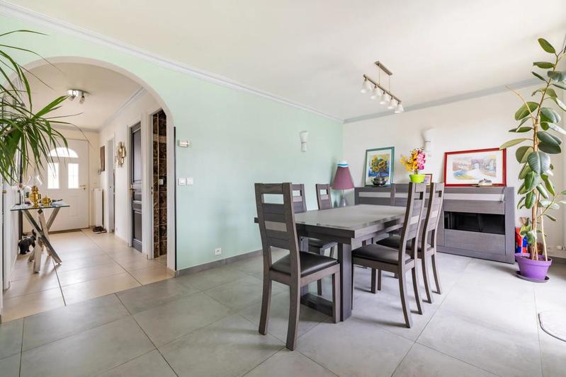 Maison - 190 m² - 7 pièces