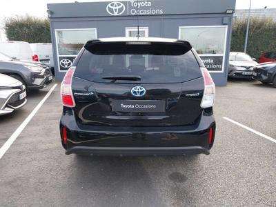 Toyota Prius + 136h SkyView