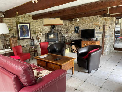 Maison - 320 m² - 9 pièces