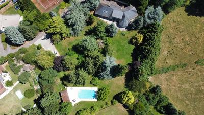 Maison - 310 m² - 8 pièces