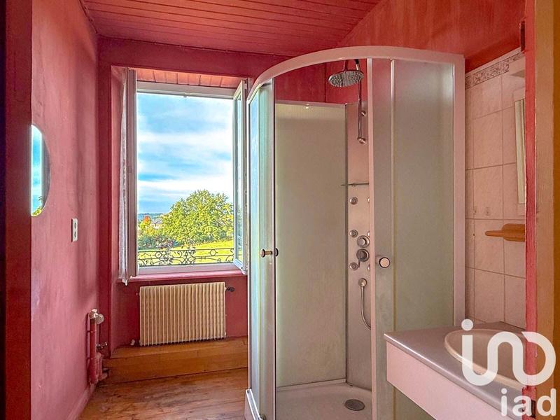 Maison - 102 m² - 6 pièces