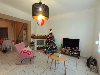 Immeuble - 74 m² - 3 pièces