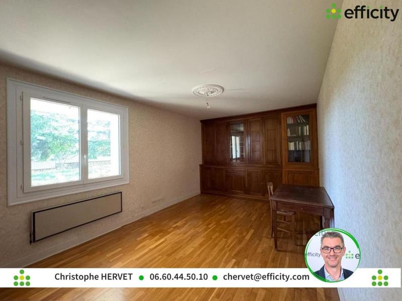 Maison - 263 m² - 8 pièces