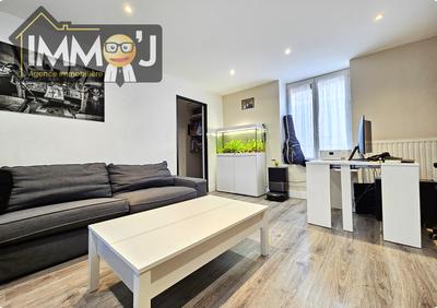 Maison - 95 m² - 6 pièces