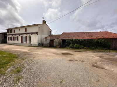 Corps de ferme - 138 m² - 7 pièces