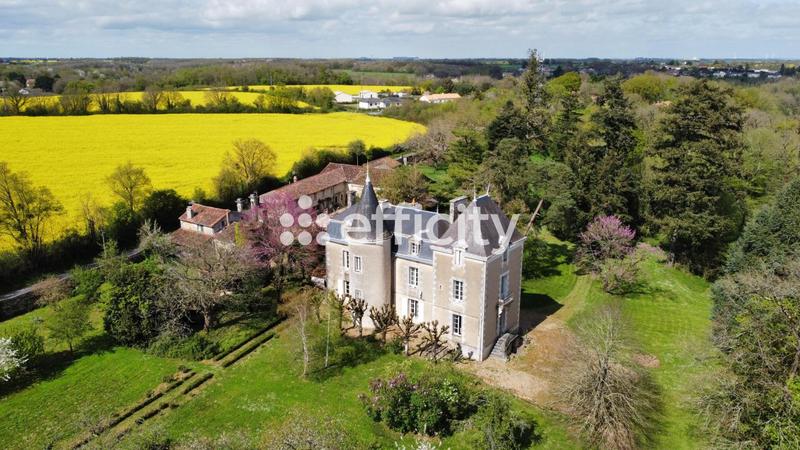 Château - 602 m² - 22 pièces