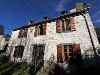 Maison traditionnelle - 180 m² - 6 pièces