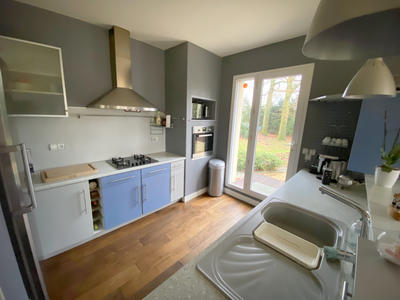 Maison - 260 m² - 8 pièces