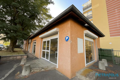 Local commercial - 250 m²