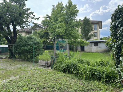 Maison - 187 m² - 9 pièces