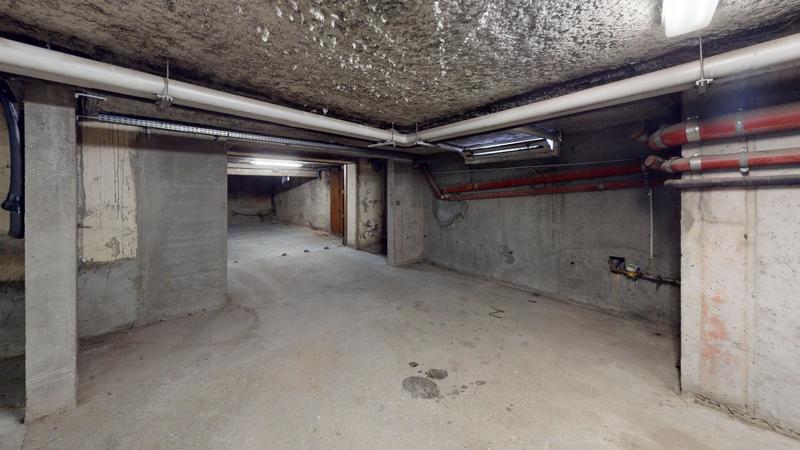 Local commercial - 290 m² - 4 pièces