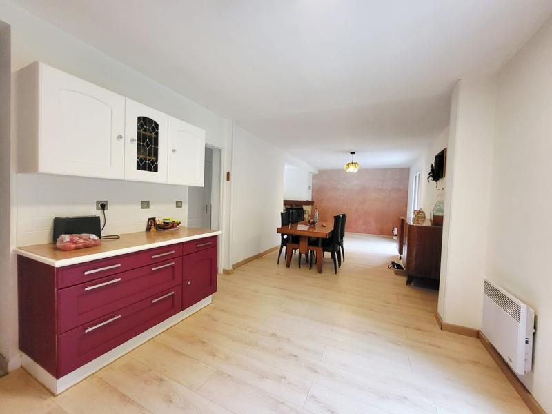 Maison - 127 m² - 7 pièces