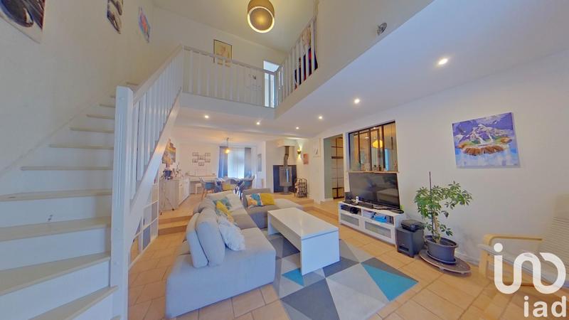 Maison - 170 m² - 6 pièces