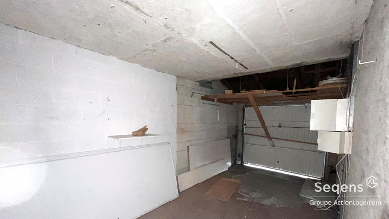 Maison - 93 m² - 4 pièces