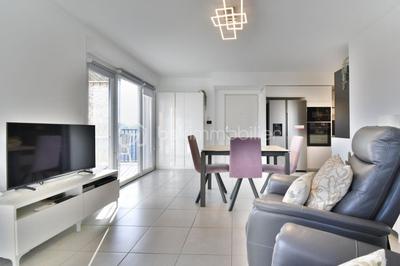 Appartement - 73 m² - 4 pièces