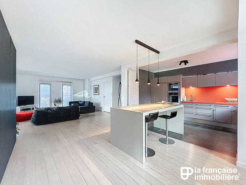 Maison - 168 m² - 8 pièces