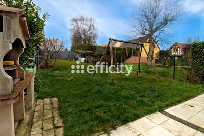 Maison - 105 m² - 4 pièces