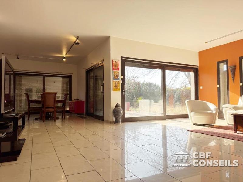 Maison d'architecte - 229 m² - 7 pièces