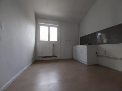 Appartement - 77 m² - 4 pièces
