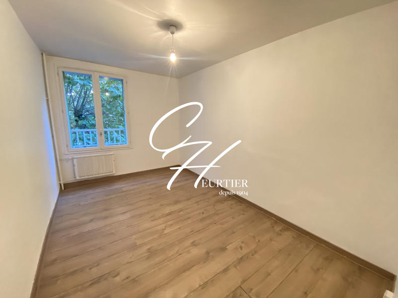 Appartement - 70 m² - 4 pièces