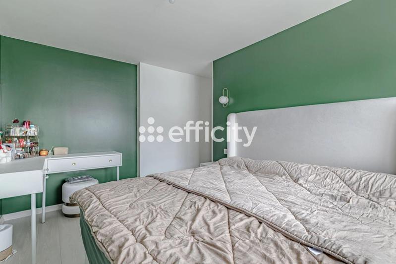Appartement - 89 m² - 5 pièces
