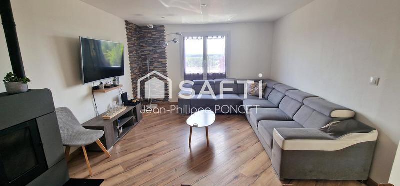 Maison - 110 m² - 5 pièces