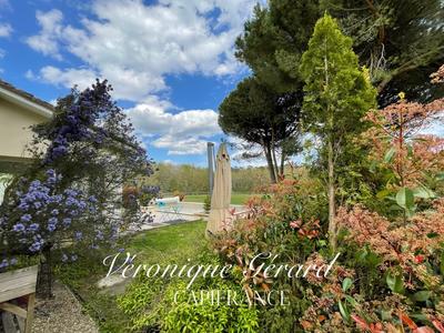 Maison en pierre - 238 m² - 6 pièces