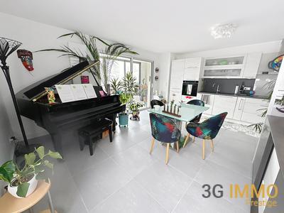 Appartement - 82 m² - 3 pièces