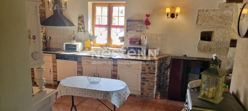 Maison - 180 m² - 6 pièces