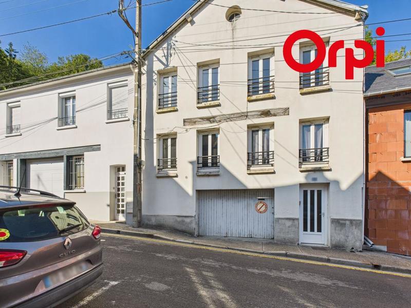 Immeuble - 105 m² - 5 pièces